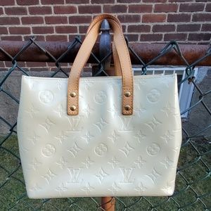 Louis Vuitton Reade PM